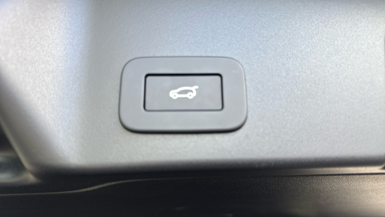 Land Rover Range Rover Evoque 2.0 D200 Edition 5dr Auto Diesel Hatchback